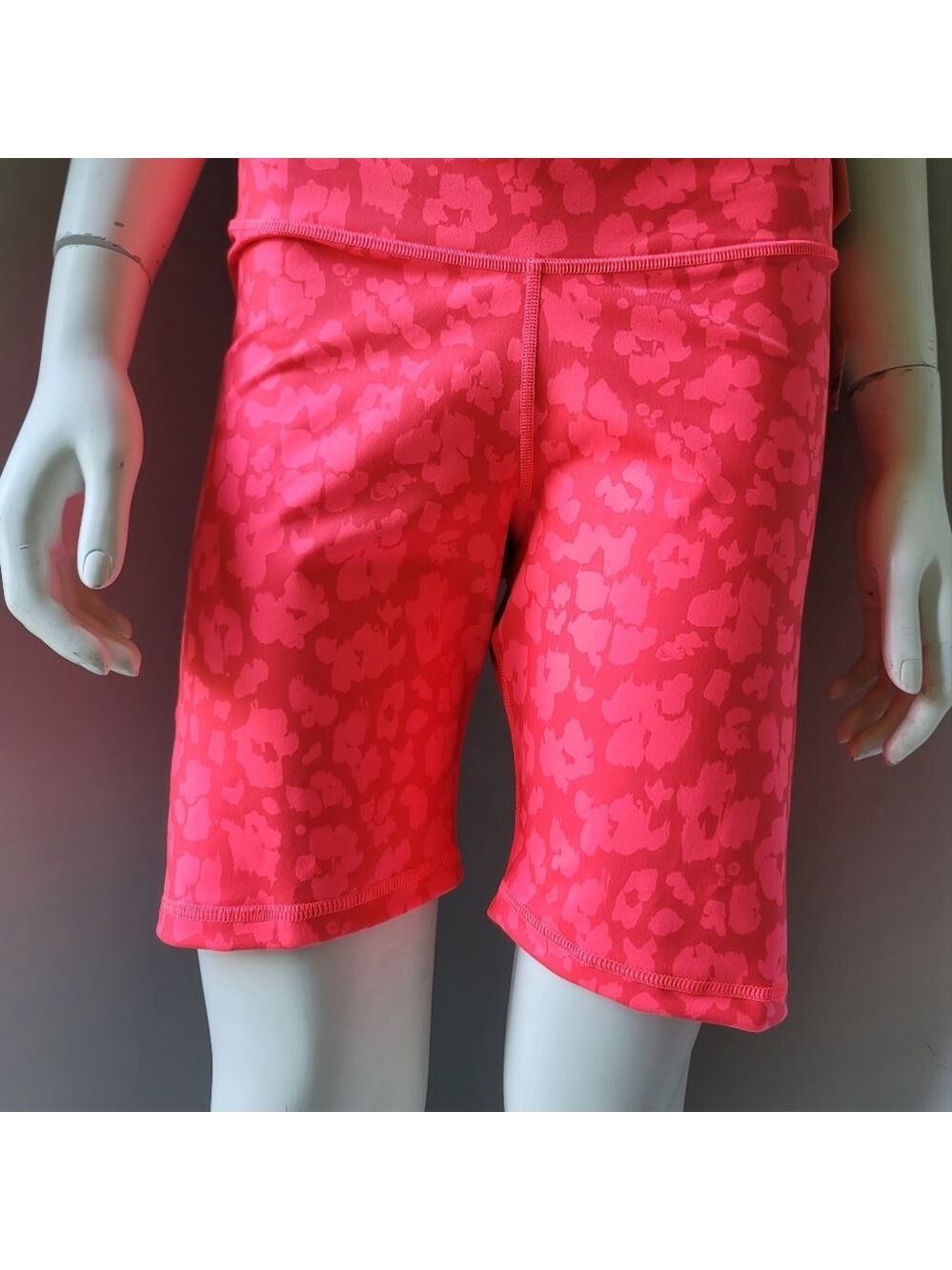GapFit High Rise Bike Shorts